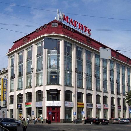 Невеликі Апартаменти-Смарт В Центральній Частині Біля Тц Магнус Lviv Buitenkant foto